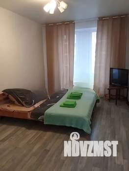 1-к квартира, посуточно, 32м2, 3/6 этаж