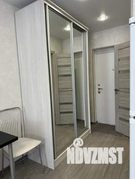 Студия квартира, посуточно, 25м2, 7/19 этаж