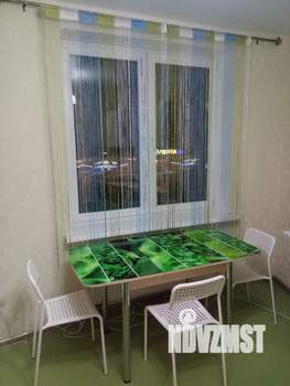 1-к квартира, посуточно, 50м2, 6/25 этаж