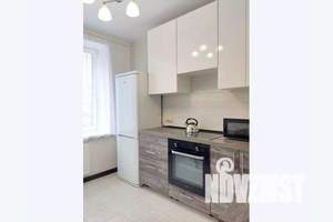 1-к квартира, посуточно, 32м2, 8/17 этаж