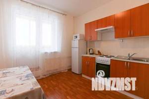 1-к квартира, посуточно, 36м2, 1/21 этаж