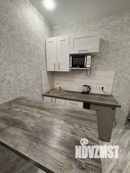 Студия квартира, посуточно, 20м2, 2/9 этаж