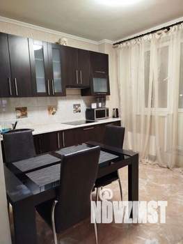 1-к квартира, посуточно, 42м2, 1/1 этаж