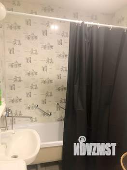 Студия квартира, посуточно, 30м2, 1/17 этаж