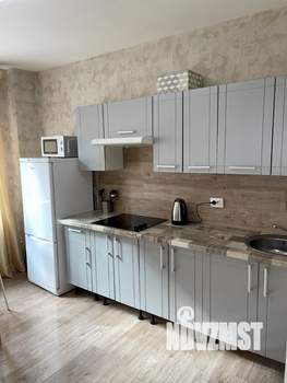 1-к квартира, посуточно, 37м2, 4/25 этаж
