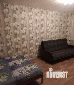 1-к квартира, посуточно, 38м2, 4/9 этаж