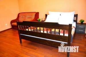 1-к квартира, посуточно, 38м2, 1/1 этаж