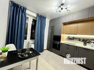 1-к квартира, посуточно, 35м2, 1/17 этаж