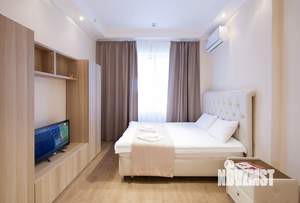 1-к квартира, посуточно, 32м2, 8/25 этаж