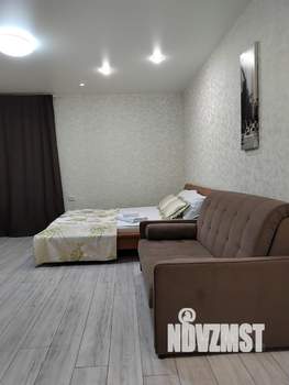 Студия квартира, посуточно, 36м2, 2/17 этаж