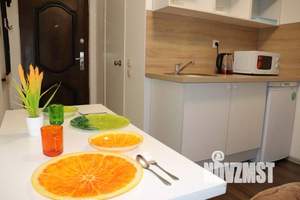 1-к квартира, посуточно, 12м2, 1/1 этаж