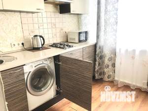 1-к квартира, посуточно, 40м2, 4/9 этаж