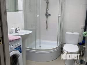 Студия квартира, посуточно, 23м2, 1/25 этаж