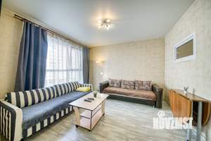 1-к квартира, посуточно, 42м2, 4/10 этаж