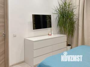 1-к квартира, посуточно, 40м2, 10/17 этаж