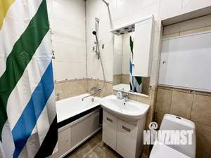 1-к квартира, посуточно, 40м2, 8/17 этаж