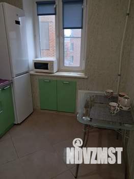 1-к квартира, посуточно, 37м2, 6/9 этаж