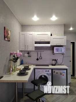 Студия квартира, посуточно, 28м2, 2/17 этаж