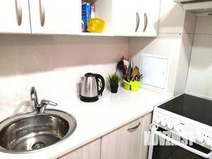 1-к квартира, посуточно, 50м2, 1/1 этаж