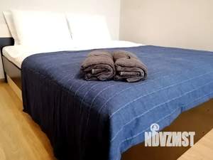 1-к квартира, посуточно, 37м2, 8/17 этаж