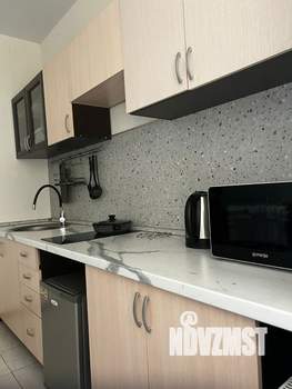 1-к квартира, посуточно, 35м2, 7/17 этаж