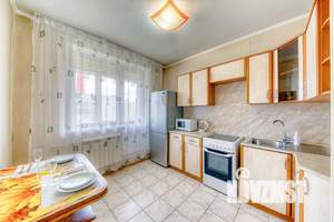 1-к квартира, посуточно, 54м2, 1/1 этаж