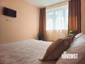 1-к квартира, посуточно, 43м2, 1/1 этаж