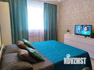 1-к квартира, посуточно, 42м2, 5/25 этаж