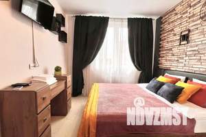 2-к квартира, посуточно, 54м2, 13/18 этаж