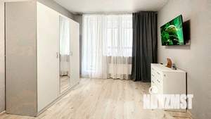 1-к квартира, посуточно, 37м2, 1/1 этаж