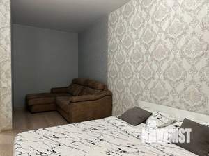 1-к квартира, посуточно, 42м2, 5/25 этаж