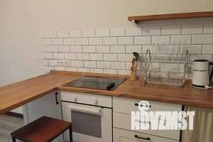 1-к квартира, посуточно, 32м2, 3/6 этаж