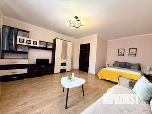 1-к квартира, посуточно, 42м2, 1/1 этаж