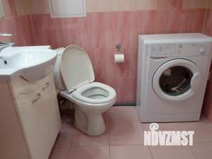1-к квартира, посуточно, 43м2, 1/1 этаж