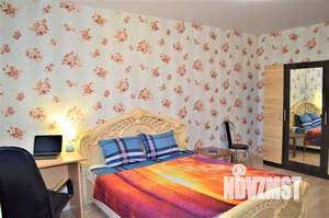 1-к квартира, посуточно, 43м2, 1/1 этаж