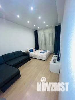 1-к квартира, посуточно, 37м2, 10/21 этаж