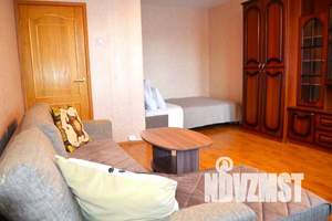 1-к квартира, посуточно, 42м2, 7/14 этаж