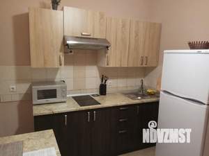 1-к квартира, посуточно, 35м2, 4/24 этаж