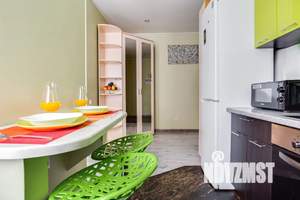 Студия квартира, посуточно, 36м2, 12/17 этаж