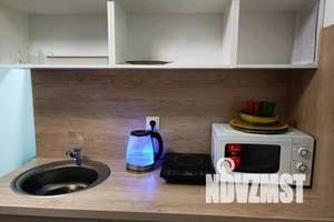 1-к квартира, посуточно, 12м2, 1/2 этаж