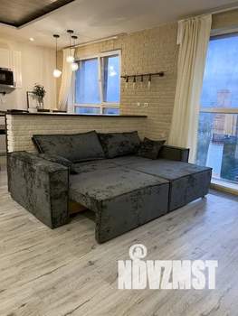 Студия квартира, посуточно, 42м2, 16/17 этаж