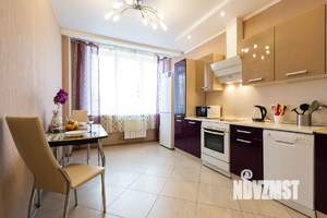 2-к квартира, посуточно, 64м2, 15/19 этаж