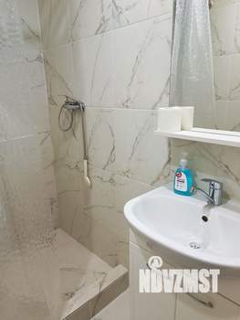 1-к квартира, посуточно, 12м2, 1/1 этаж