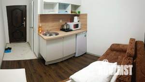 1-к квартира, посуточно, 12м2, 1/1 этаж