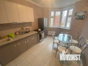 2-к квартира, посуточно, 76м2, 3/17 этаж