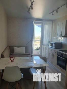 1-к квартира, посуточно, 46м2, 1/1 этаж