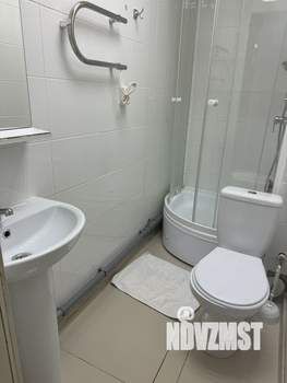 Студия квартира, посуточно, 28м2, 1/25 этаж