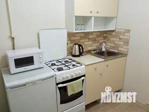 1-к квартира, посуточно, 33м2, 1/9 этаж