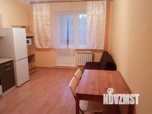 1-к квартира, посуточно, 46м2, 7/17 этаж