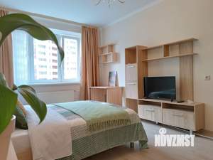 1-к квартира, посуточно, 42м2, 8/17 этаж